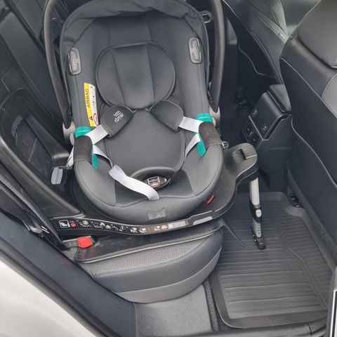 Britax Bilstol BABY-SAFE 3 i-SIZE ink. FLEX BASE 5Z med isofix