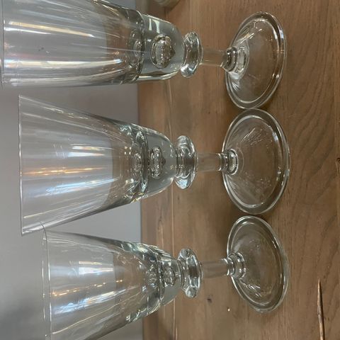 3 sotet tangen glass