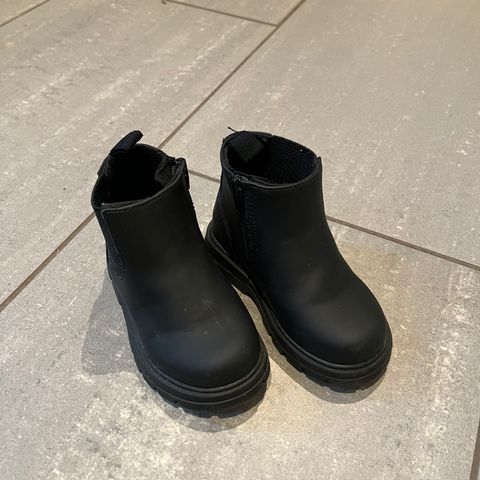 Boots fra Zara str. 21