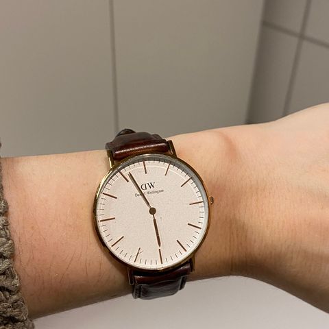 Daniel Wellington Sheffield klokke