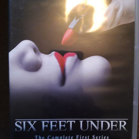 Six Feet Under - The Complete First Series