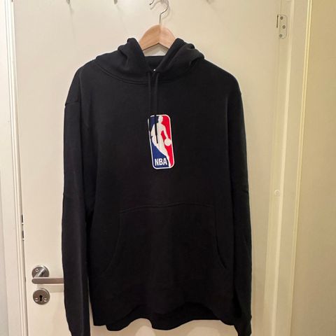 NBA hoodie og bukse