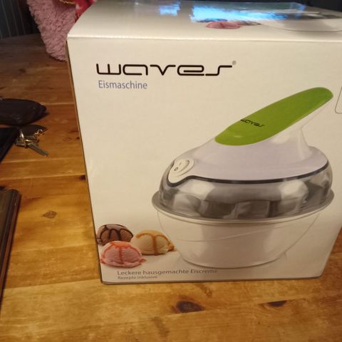 Waver ice cream maker-  Tilbud 175 frem til 2 juli