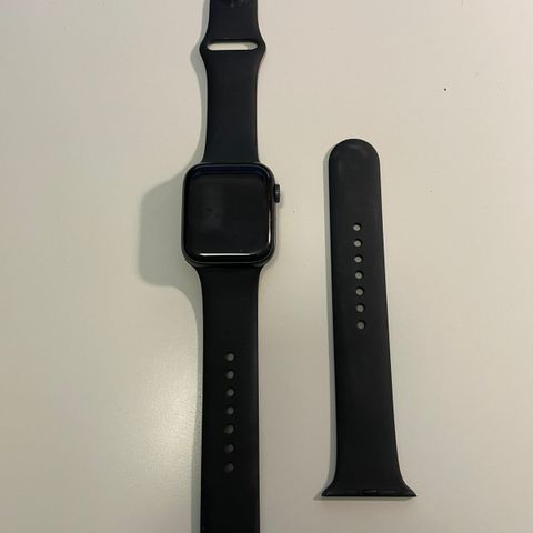 Apple Watch series 6 med GPS og LTE 44mm