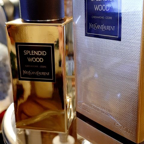 YSL  Le Vestiare des Parfums Splendid Wood