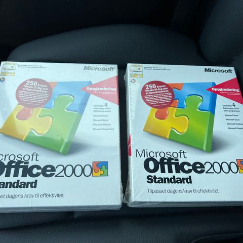 Fra nov 2000! Microsoft Office2000 Standard, forseglet og ubrukt/uåpnet