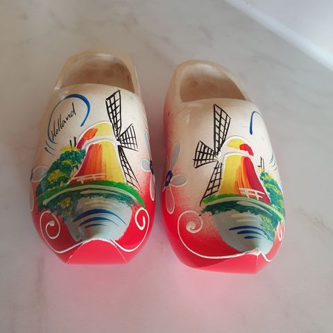 Hand Painted Schuitemaker Souvenirs Wooden Holland Shoes