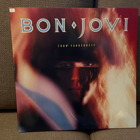 Bon Jovi - 7800 Fahrenheit