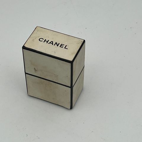 Chanel boks