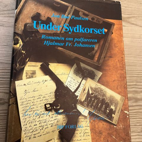 Paulsen: Under sydkorset, om Hjalmar Johansen