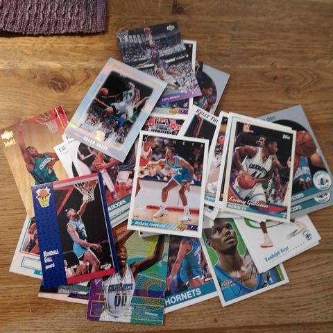 Basketballkort ca 1990 - 2000