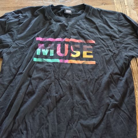 Muse t-skjorte tour  2010