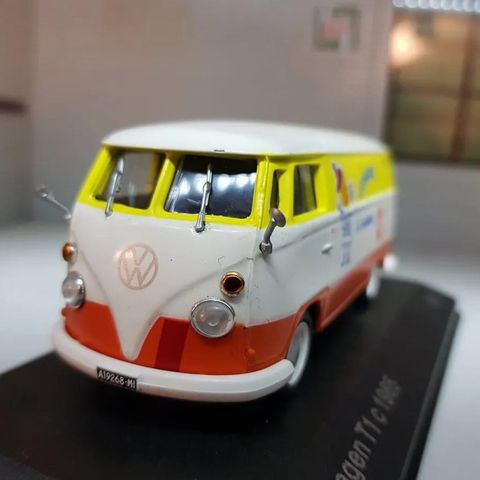 1:43 Skala  Volkswagen T1 c 1965 VW Van Split Screen