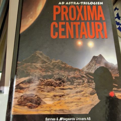 Apollomannen og Proxima Centauri Trilogien selges