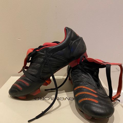 Adidas Predator Pulse, str 40 2/3