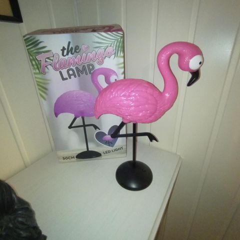 Flamingo lampe på batteri