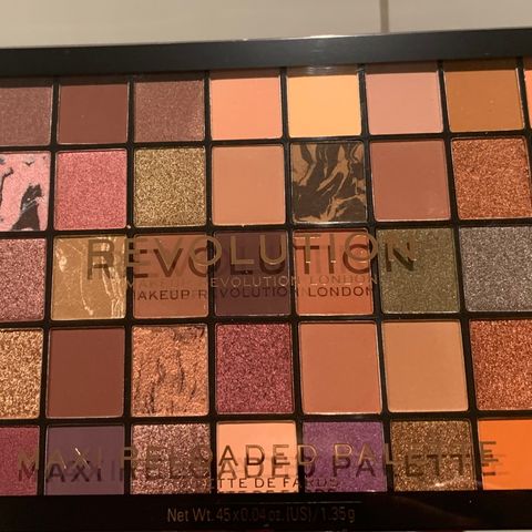 Uåpnet øyenskyggepalett Makeup Revolution