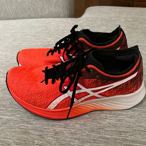 Asics Magic Speed