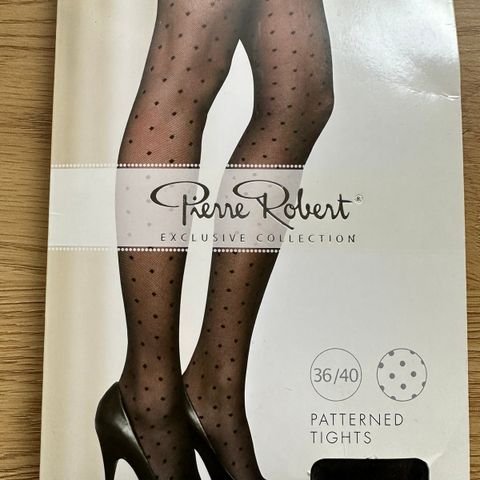 Pierre Robert Exclusive collection patterned tights