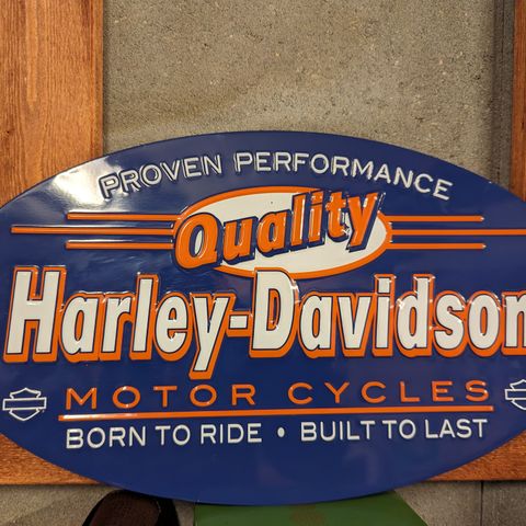 Harley Davidson skilt