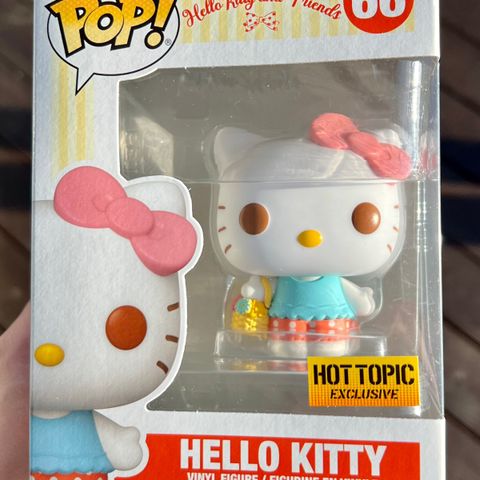 Funko Pop! Hello Kitty with Basket | Sanrio (66) Excl. to Hot Topic