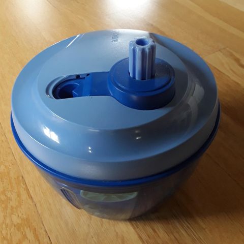 TUPPERWARE - flott hakker/visper til mange oppgaver