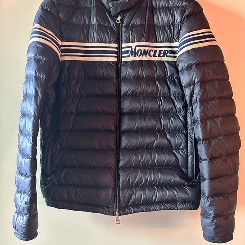 Moncler jakke