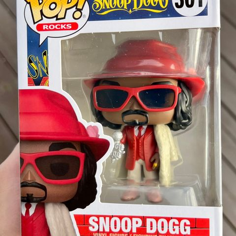 Funko Pop! Rocks: Snoop Dogg in Fur Coat (301)