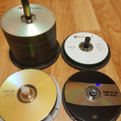 CD OG DVD PLATER