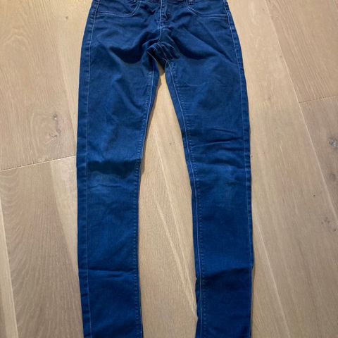 Levi’s jeans, 14 år