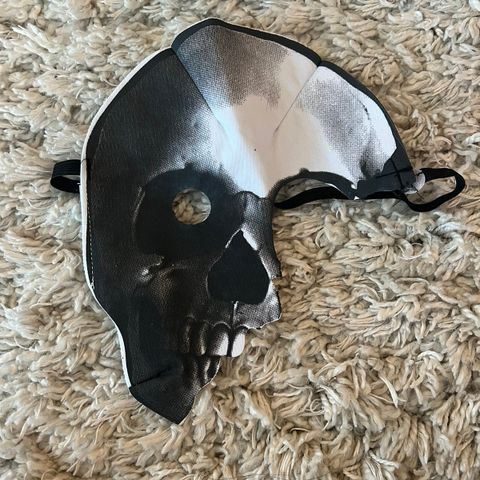 Halloween maske i tøy