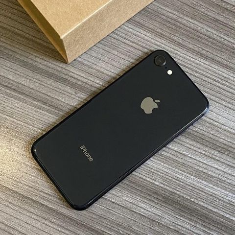 Apple iPhone 8