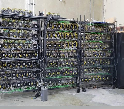 BILLIG! 50 Stk Antminer S9 [Bitcoin Mining]