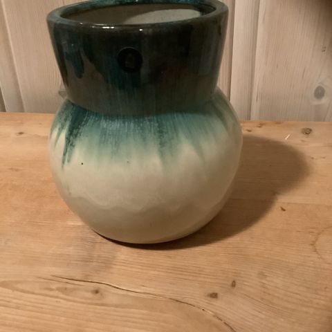 Keramikk vase