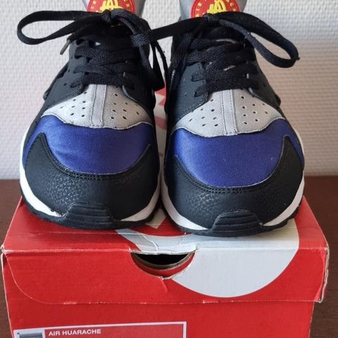 Nike Air Huarache (EUR 44)