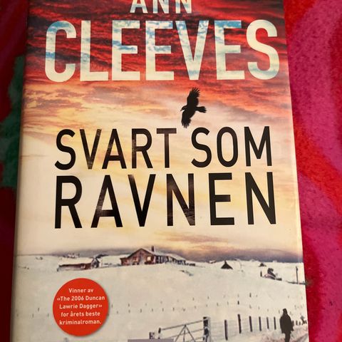 Ann Cleeves - Svart som ravnen