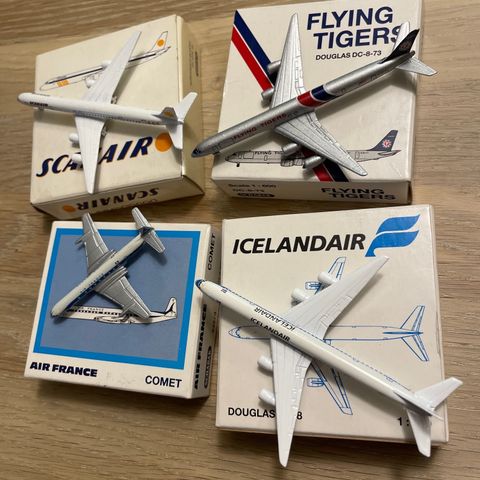 Flymodeller - Schabak - Icelandair / Scanair / Air France / Flying Tigers