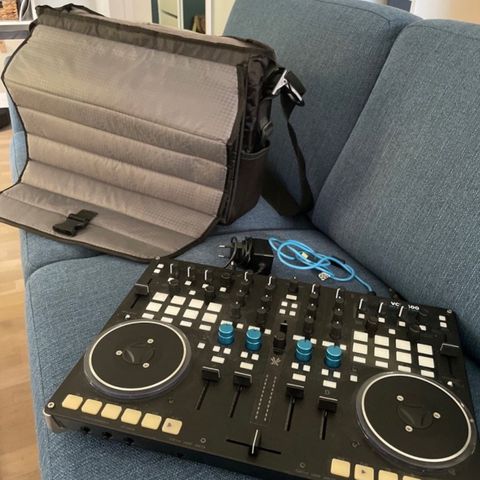 Vestax VCI-400SE (Ean Golden Edition) + bag