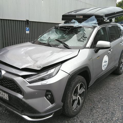 Toyota Rav4 2.5 Hybrid Awd -23 selgast i delar