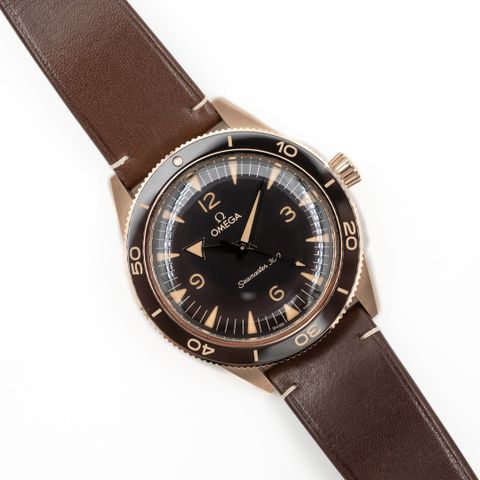 Omega Seamaster 300 Heritage Bronze Gold - 2023 - Pre-Owned