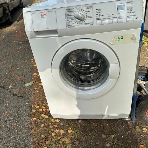 AEG 1600/omdreininger 7 Kg med garanti