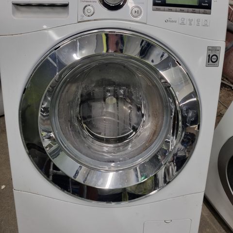 LG vaskemaskin med 12kgvask og 8kg tørk.GRATIS LEVERING I OSLO