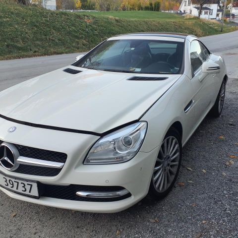 Mercedes SLK -11 (R172) selgast i delar