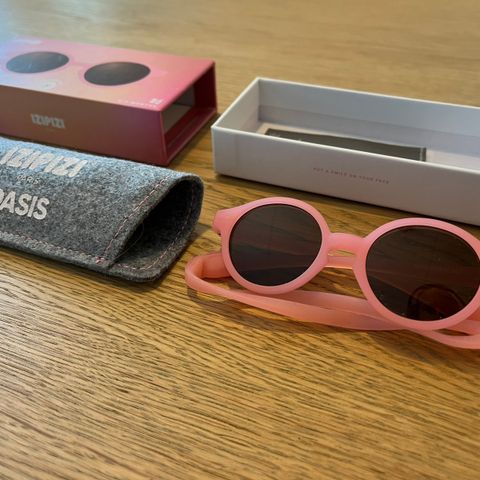 Baby sunglasses (pink)