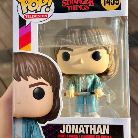 Funko Pop! Jonathan With Golf Club | Stranger Things (1459)