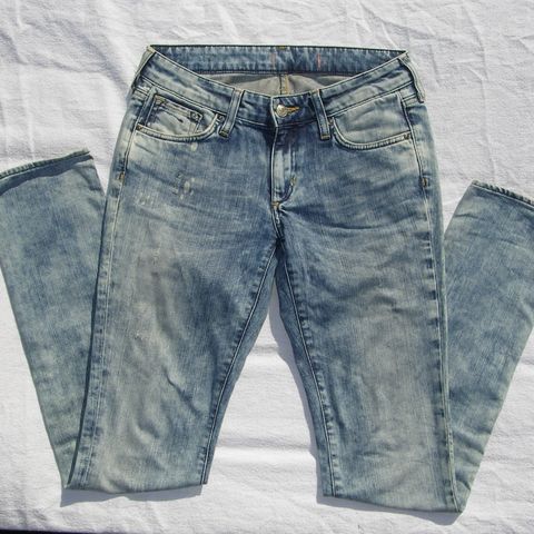 H&M &Denim jeans målt størrelse W27 L33