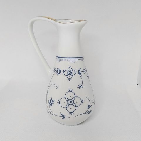 Nydelig, liten Limoges vase