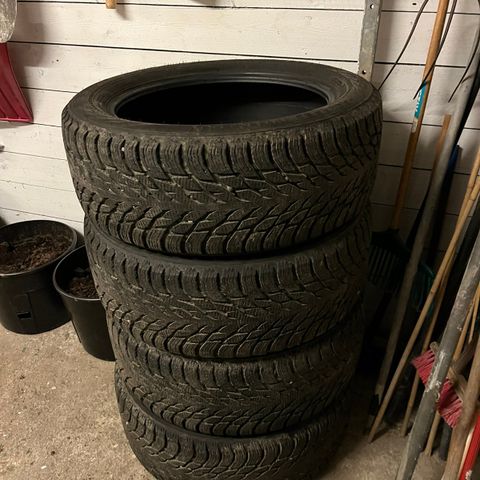 Nokian Hakkapeliitta R3 SUV 245/50r19 selges