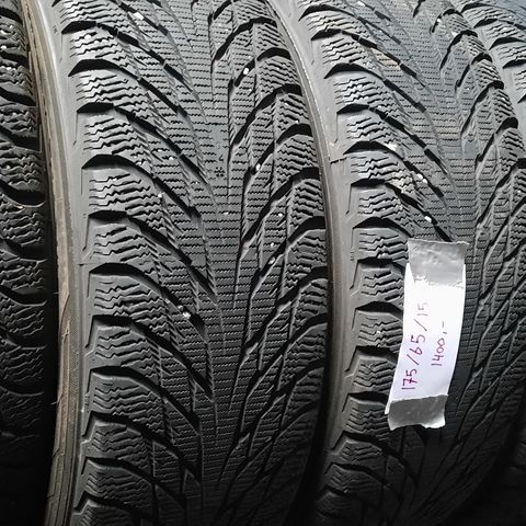 Nokian hakkapelitta piggfrie vinterdekk 175/65/R15