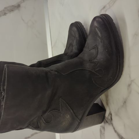 NYE Skinn Boots str.39 B&CO